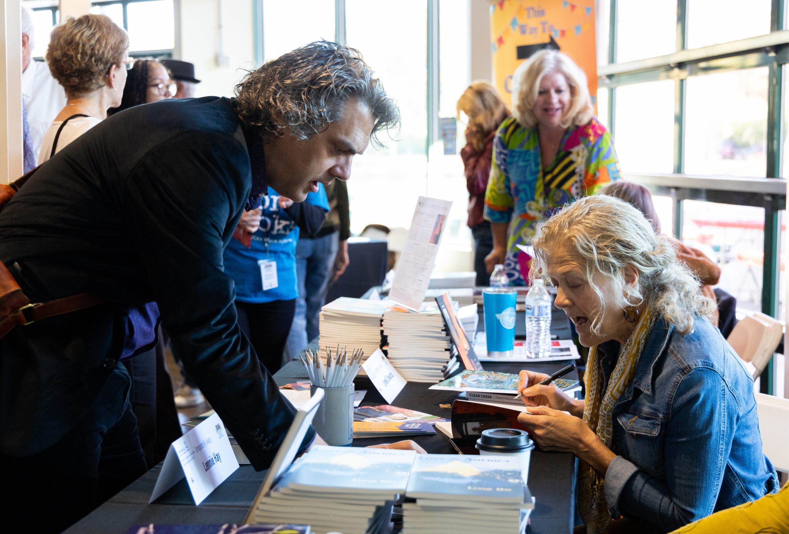 Author_Gallery_Lynell_Edwards_with_Jeremy_Paden Author_Gallery_Lynell_Edwards_with_Jeremy_Paden